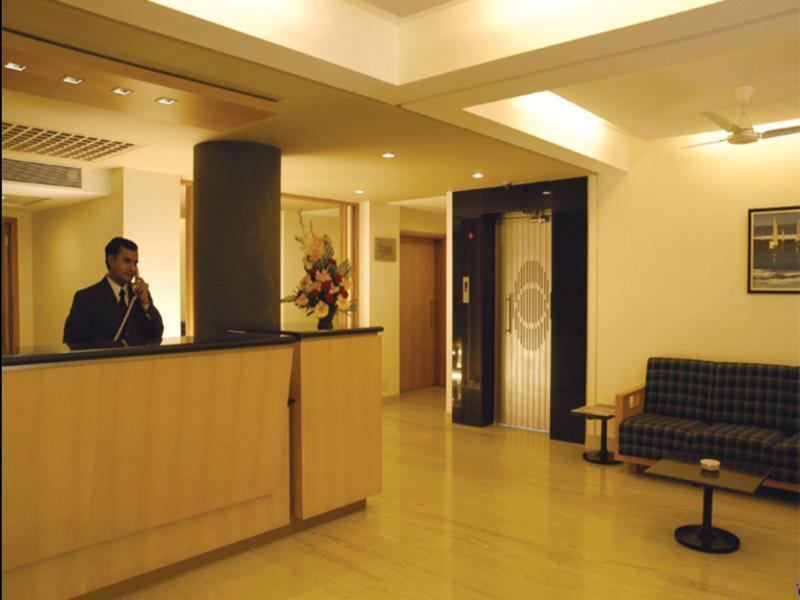 Hotel Skylon Ahmedabad Ngoại thất bức ảnh